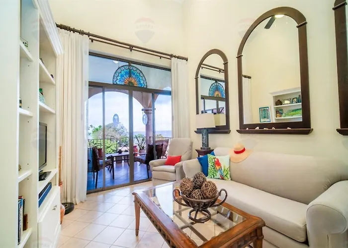 Sunrise Penthouse 40 *